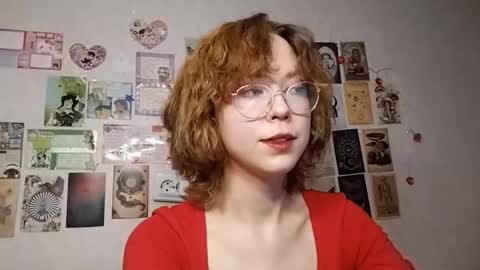 Milena online show from October 2025 01:11:02 PM