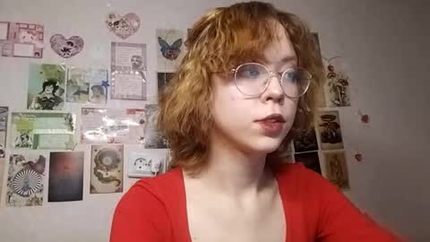 Milena online show from October 2025 01:11:01 PM