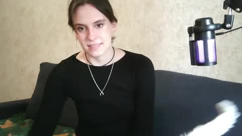 shy_miracle online show from June 2026 03:50:01 PM
