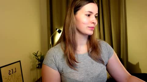 shy_nerd_babyy online show from February 2025 08:52:01 AM