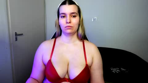 shy_nerd_babyy online show from April 2026 06:36:02 PM