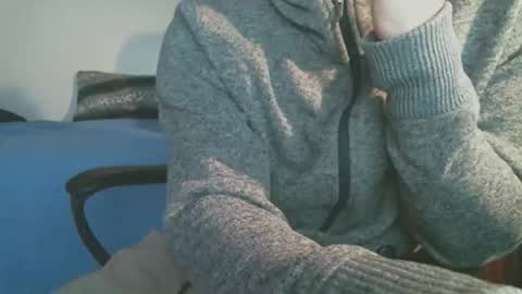 shyboyhugecum2020 online show from April 2026 04:32:02 AM