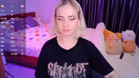 Effie online show from December 2024 05:21:02 PM