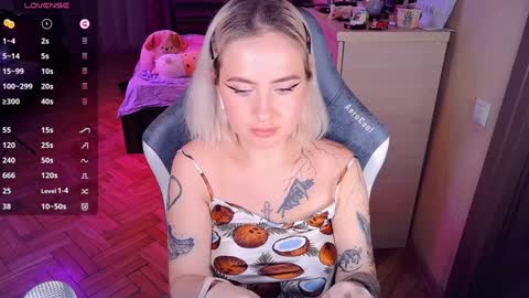 Effie online show from December 2024 07:08:02 PM