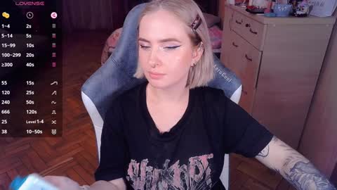 Effie online show from January 2025 09:18:01 PM