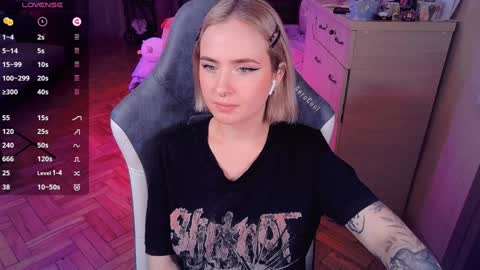 Effie online show from January 2025 08:59:01 PM