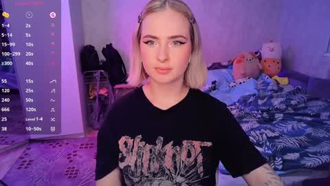 Effie online show from February 2025 05:56:02 PM