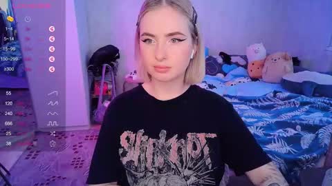 Effie online show from February 2025 09:56:01 AM