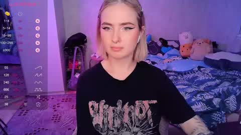 Effie online show from February 2025 12:57:02 PM