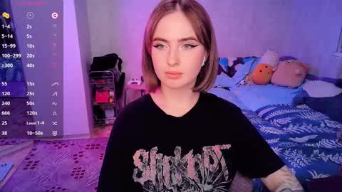 Effie online show from February 2025 07:41:02 PM