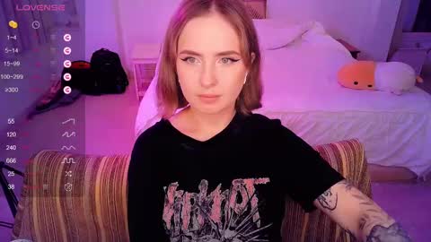 Effie online show from February 2025 07:37:02 PM