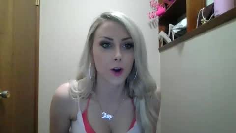 Snapshot of shygirlyxo chatting on May 2026 02:42:02 AM shygirlyxo online show from May 2026 02:42:02 AM
