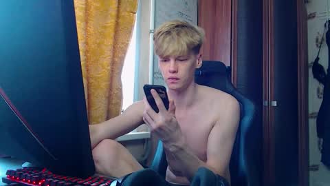 Tom and Betty online show from March 2026 07:25:02 AM