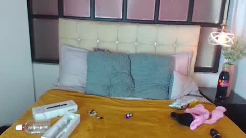 CALL ME  CHARLOTTE online show from October 2025 07:15:01 PM