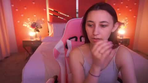 shyy_jany online show from June 2026 01:17:02 PM