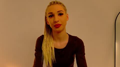 Anastasia online show from December 2025 09:38:01 AM