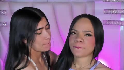 Siara and Zoe tattoo online show from May 2026 11:34:01 PM