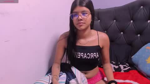 sidney_brownn online show from March 2026 02:33:02 AM