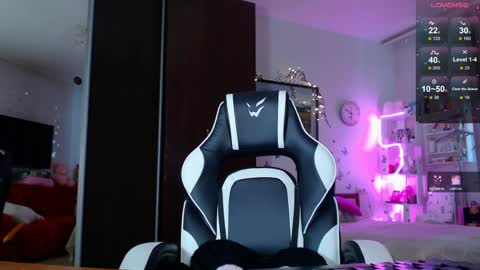 Sidny online show from April 2026 06:03:02 AM