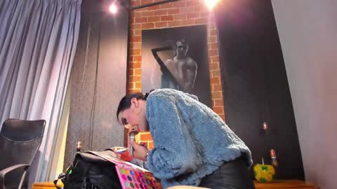 SinnaDark online show from April 2026 11:10:01 AM