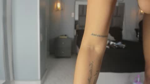 Keira online show from October 2025 11:39:02 AM