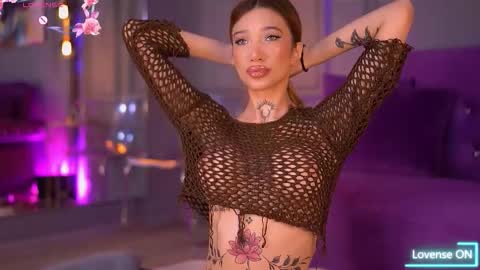 Snapshot of siennajayden chatting on October 2025 05:51:02 PM Sienna online show from October 2025 05:51:02 PM