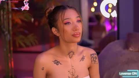 Snapshot of siennajayden chatting on October 2025 06:43:01 PM Sienna online show from October 2025 06:43:01 PM