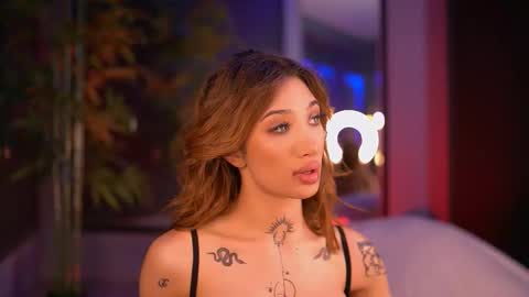 Snapshot of siennajayden chatting on November 2025 06:40:02 PM Sienna online show from November 2025 06:40:02 PM