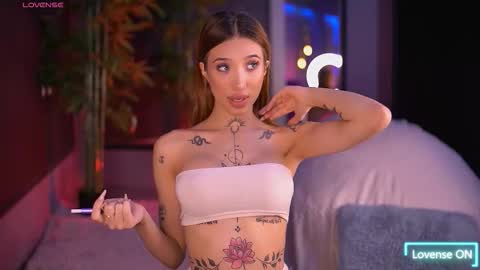 Snapshot of siennajayden chatting on November 2025 06:30:01 PM Sienna online show from November 2025 06:30:01 PM