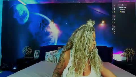 Snapshot of sierra_quinn chatting on July 2026 12:34:01 PM Sierra online show from July 2026 12:34:01 PM