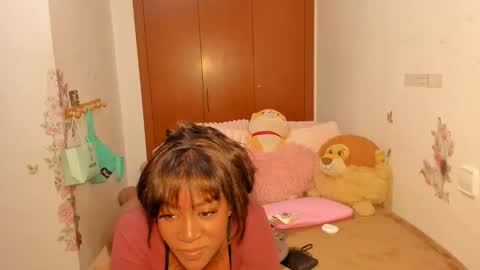 sierra_violet online show from May 2026 08:25:01 PM
