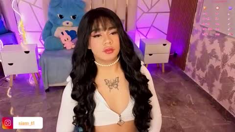 Siiam Tay online show from November 2025 03:18:02 AM