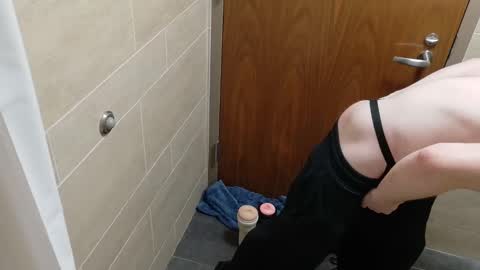 silentstroking online show from February 2026 01:14:01 AM