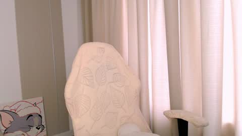 silk_ann online show from April 2026 05:15:01 AM