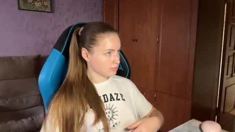 Erica online show from June 2026 10:31:02 AM
