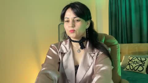 Snapshot of silky_shadow chatting on June 2026 02:51:01 AM Julia online show from June 2026 02:51:01 AM