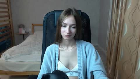 silkymiley online show from October 2025 01:25:02 AM
