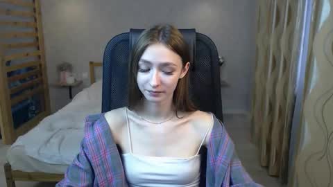 silkymiley online show from October 2025 08:12:01 AM
