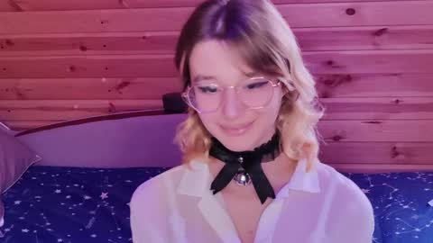 Snapshot of silvadevil chatting on April 2026 03:49:01 PM Kate online show from April 2026 03:49:01 PM