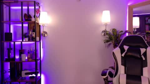 Silvana  online show from April 2026 08:13:02 PM