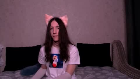 silvermuse online show from November 2025 06:42:02 PM