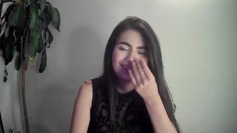 Snapshot of silviecollins chatting on January 2025 12:45:01 AM Silvie online show from January 2025 12:45:01 AM