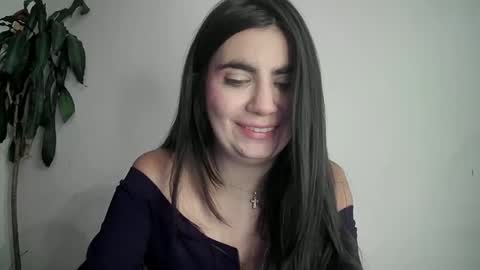 Snapshot of silviecollins chatting on January 2025 11:17:02 PM Silvie online show from January 2025 11:17:02 PM