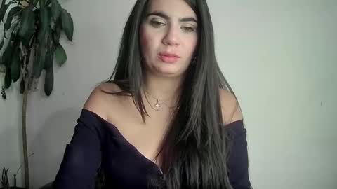 Snapshot of silviecollins chatting on January 2025 02:16:02 AM Silvie online show from January 2025 02:16:02 AM