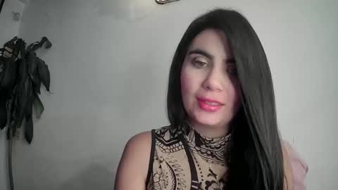 Snapshot of silviecollins chatting on February 2025 01:58:02 AM Silvie online show from February 2025 01:58:02 AM