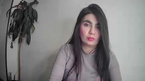 Snapshot of silviecollins chatting on February 2025 05:44:02 AM Silvie online show from February 2025 05:44:02 AM