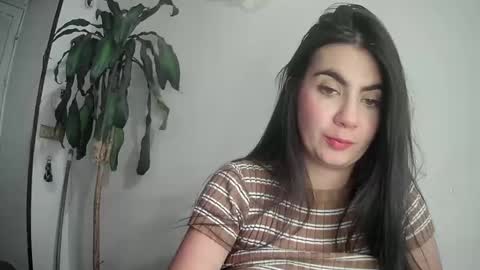 Snapshot of silviecollins chatting on February 2025 10:53:01 PM Silvie online show from February 2025 10:53:01 PM