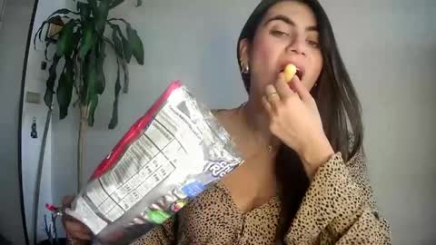 Snapshot of silviecollins chatting on March 2025 09:15:01 PM Silvie online show from March 2025 09:15:01 PM