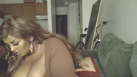 Simin Fox online show from December 2025 03:02:02 AM