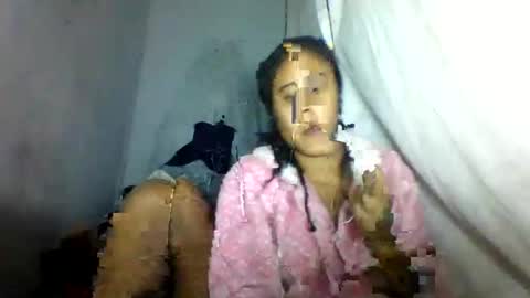 simirna98 online show from June 2026 06:52:01 PM